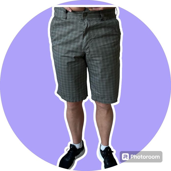 Burberry spodenki męskie S
Rozmiar:S/M z metki 32
Kolor:jasny brąz w