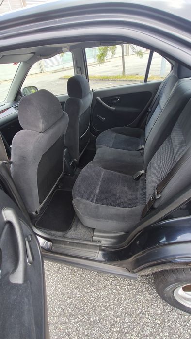 Honda Civic 1.4 i