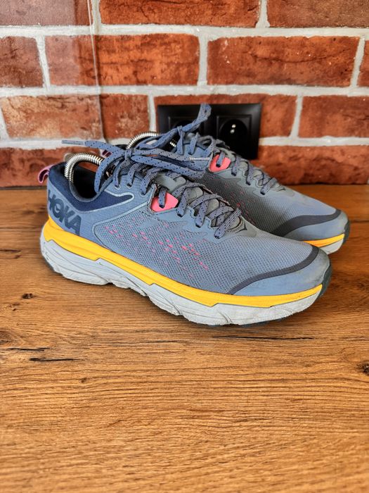 Hoka Challenger ATR 6