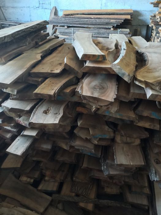 Продам доску Горіх