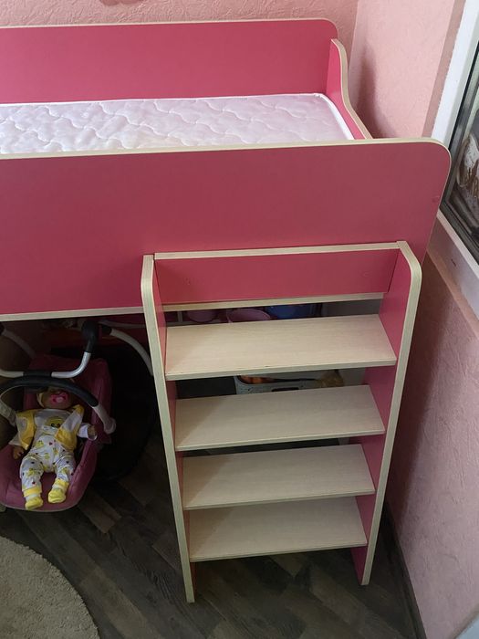 Продам детскую кровать чердак