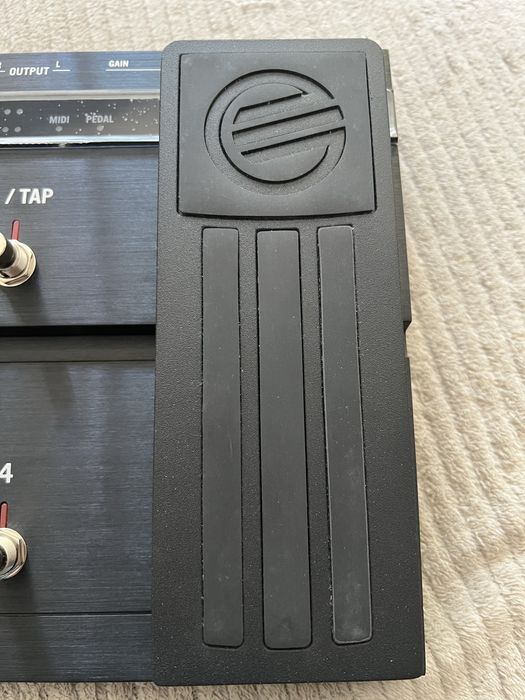 Rig Kontrol 3 – Native Instruments (novo, nunca usado)