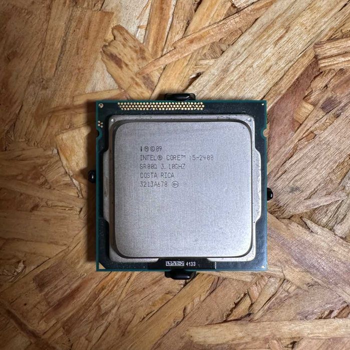 Intel Core i5-2400 — Socket LGA1155