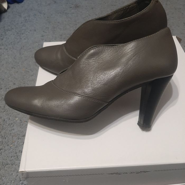 Туфлі шкіряні,виробницво португалія