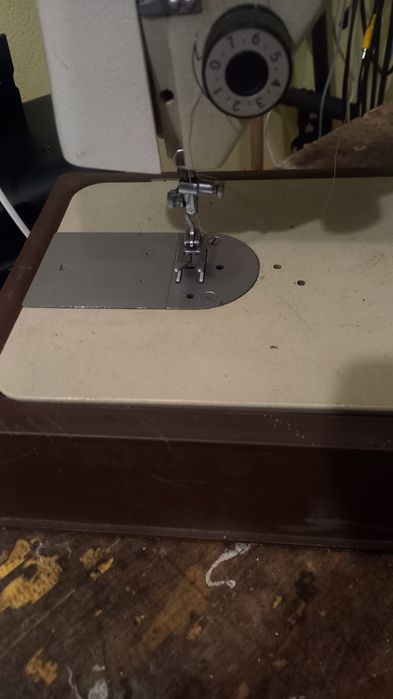 Maszyna do szycia Łucznik 466