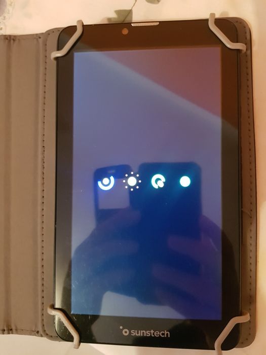 Tablet sunstech 7".