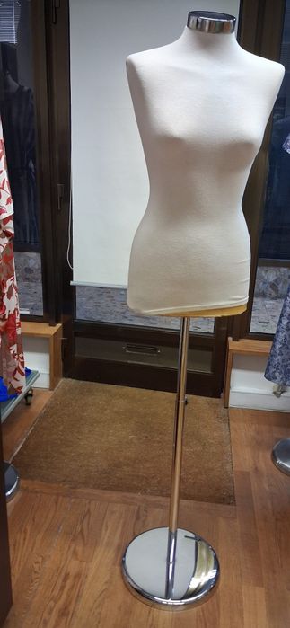 Manequins expositores