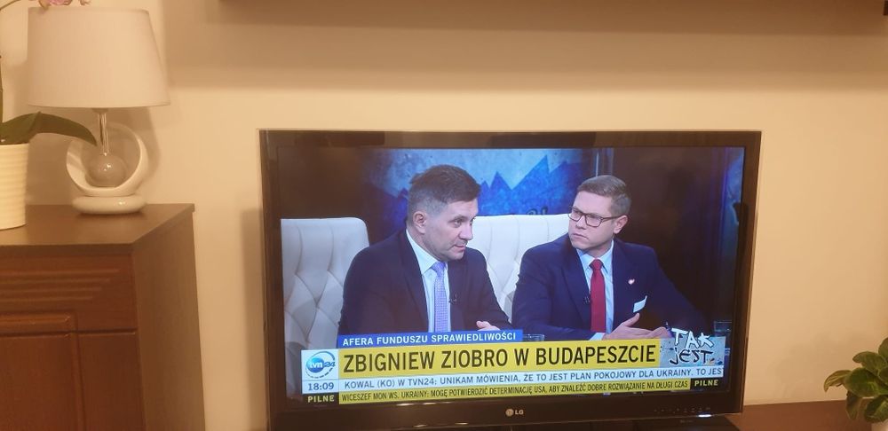 Telewizor LG 42LV5500 LED LCD