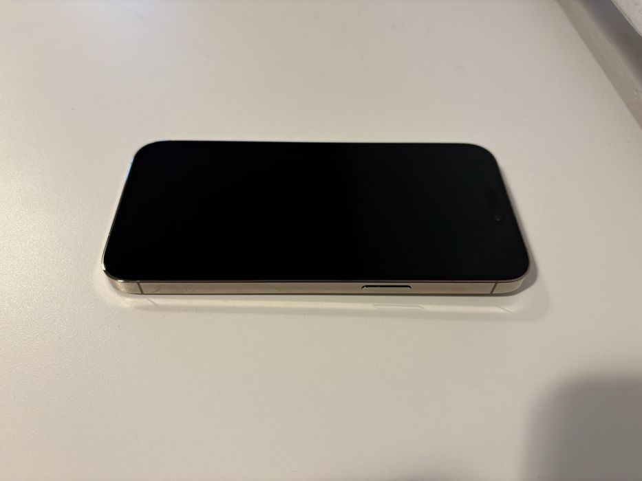 iPhone 14 Pro Max Gold