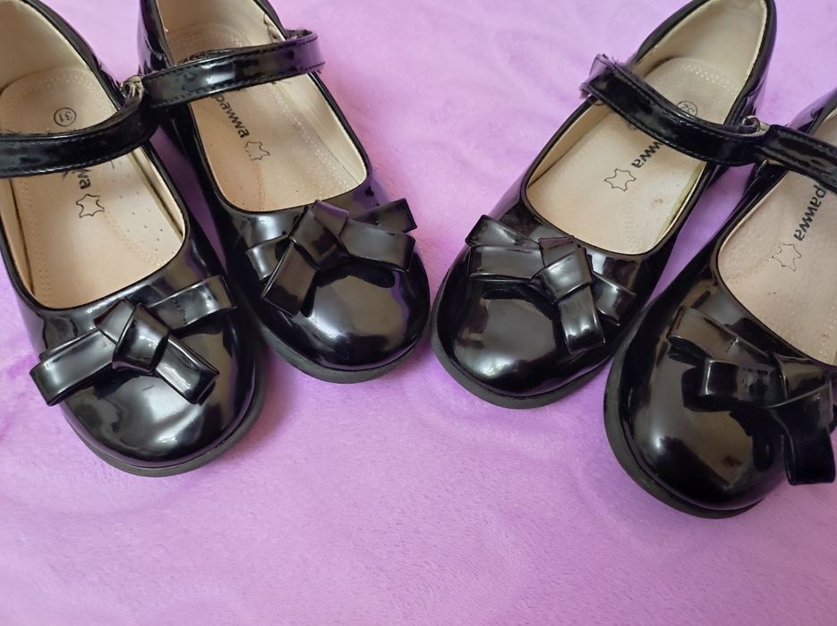 Взуття для дівчаток