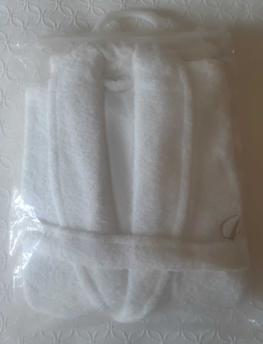 Roupão em Turco Branco Unissexo - Monograma L L Bordado