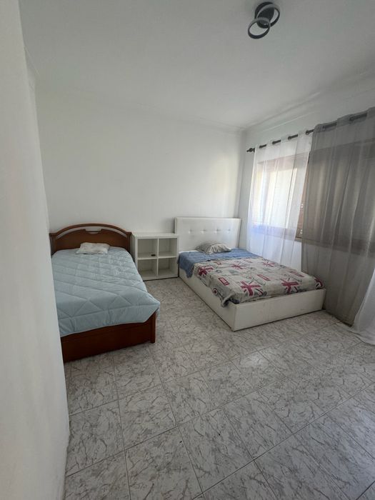 Quarto indivual com conta inclusas