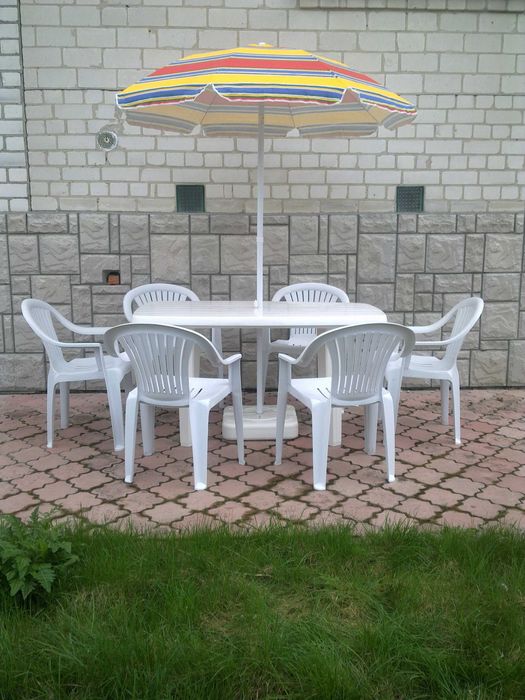 Комплект пластик Holiday стол стулья дом дача пластиковый c Германии
