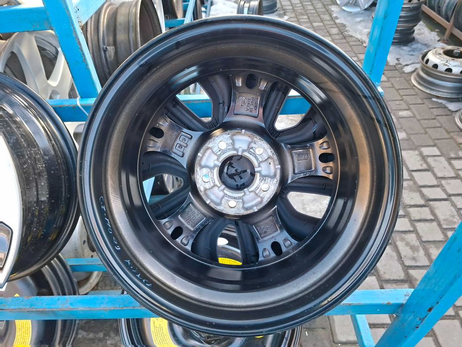 Легкосплавні диски з ковпаками KIA 5/114,3R16 6,5J ET45 КІА 2016рік .