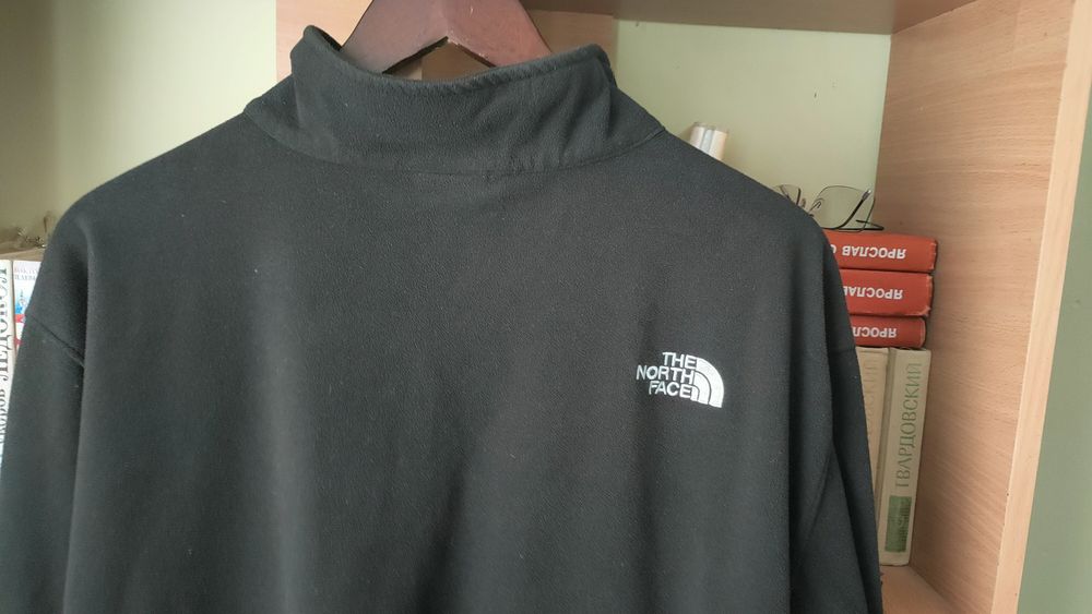 Кофта THE NORTH FASE  450грн