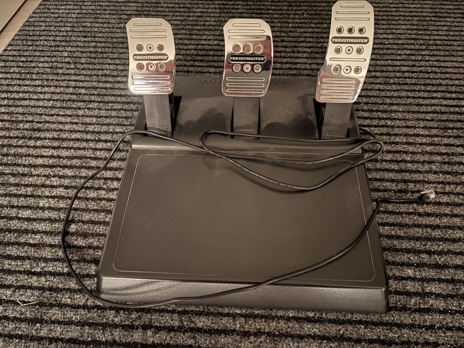 Thrustmaster T3PA pedały, manipulatory, SIM