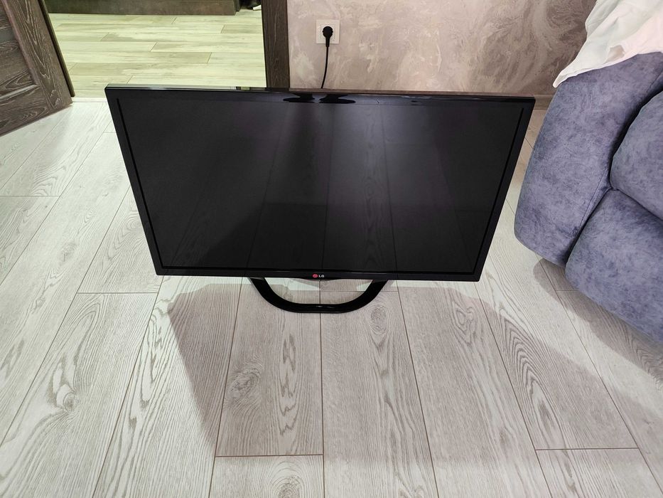 Телевізор LG Smart 32 діагональ дюйми