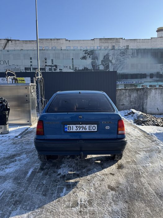 Opel Kadett 1.3 Кадет