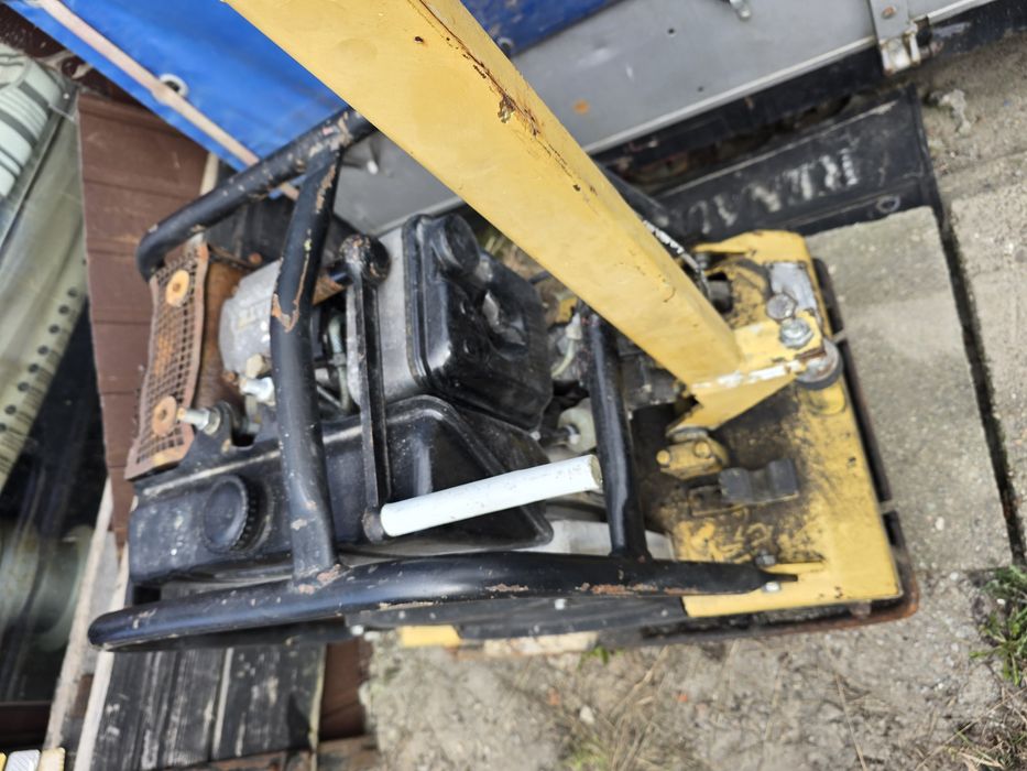 Zagęszczarka spalinowa .