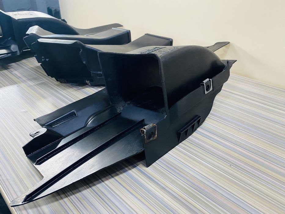 Воздуховоди БМВ Е39 Воздуховод на Охлаждения Тормозов Е39 Охолодження