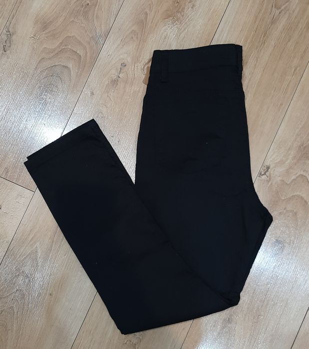Klasyczne czarne spodnie Plus Size 42