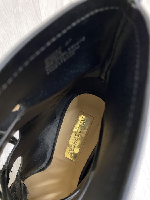 Босоніжки жіночі