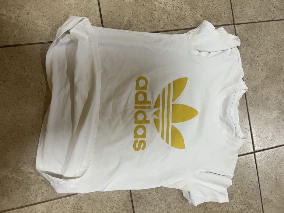 Футболка adidas s розмір біла оригінал 100%  хлопок
