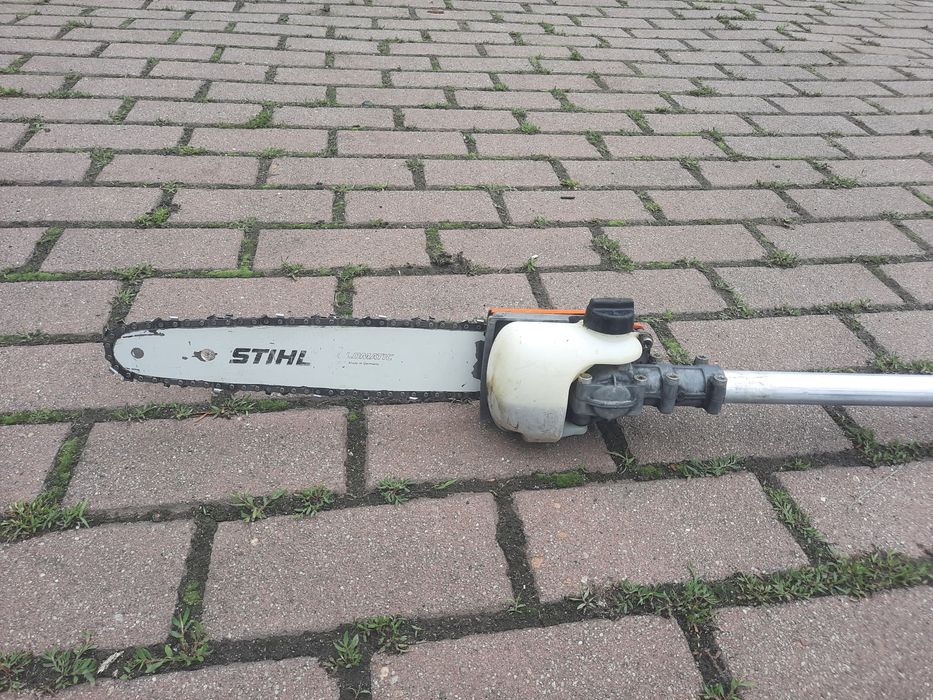 Pila stihl Ht KM 130 na wysięgniku podkrzesywarka