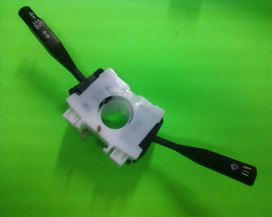 Manetes de luzes e limpa vidros Nissan Pickup D21 NOVA