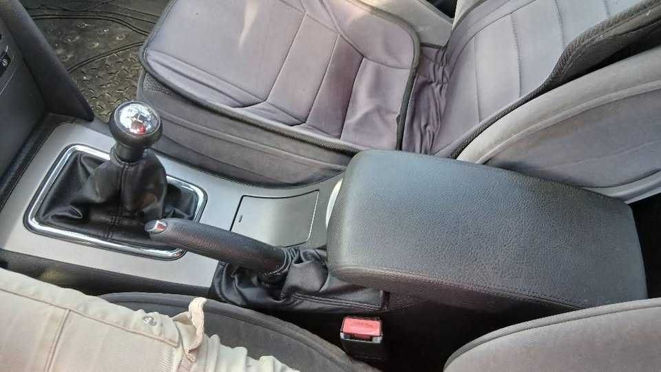 peugeot 407 preto