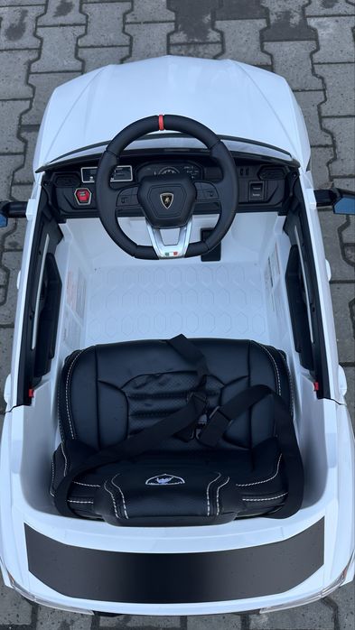 Дитячий електромобіль Lamborghini Urus  Авто на акумуляторі 12V ПУЛЬТ