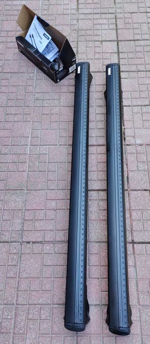 Bagażnik dachowy - belki WingBar evo 127 i stopy Thule 710410