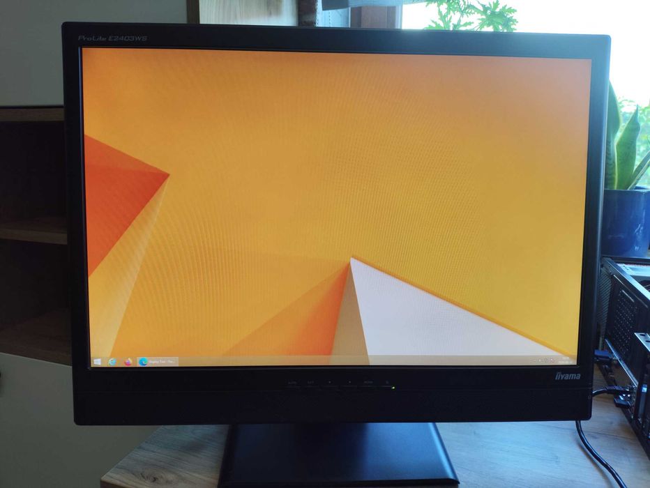 Monitor LCD IIYAMA 24" E2403WS 1900x1200 Wrocław