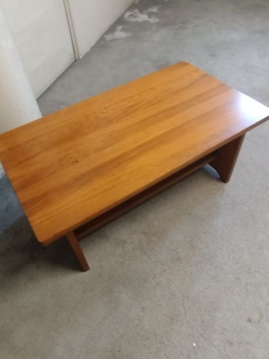Mesa de  centro em pinho