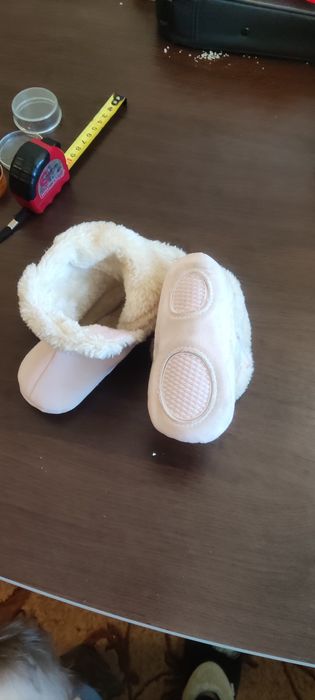 Продам сапожечки для дівчинки
