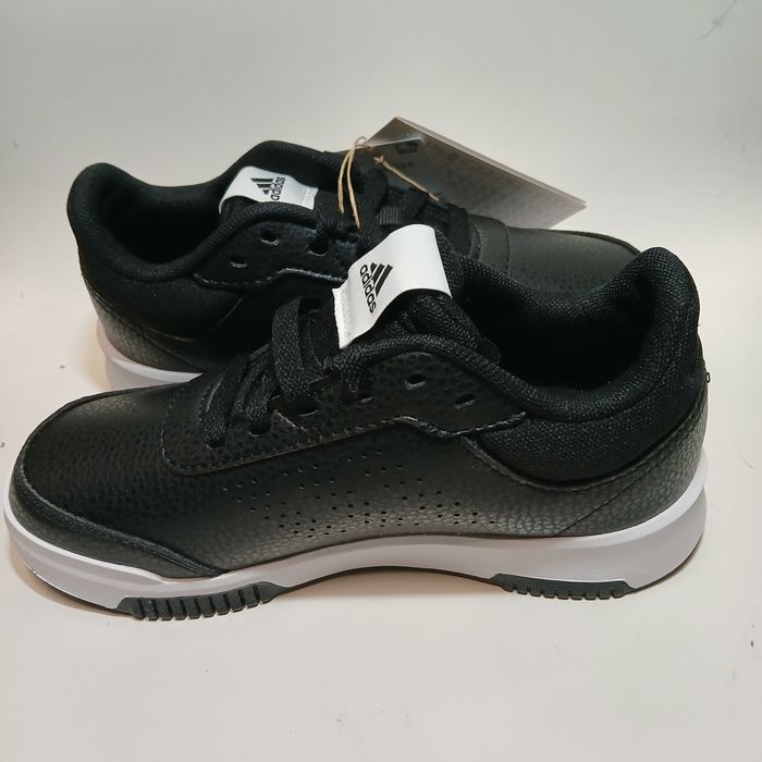 Adidas criança Tam: 32