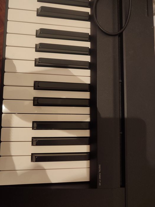 Vendo piano YAMAHA P-45B