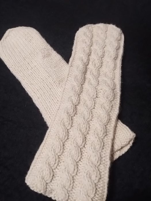 Рукавички ручной работы