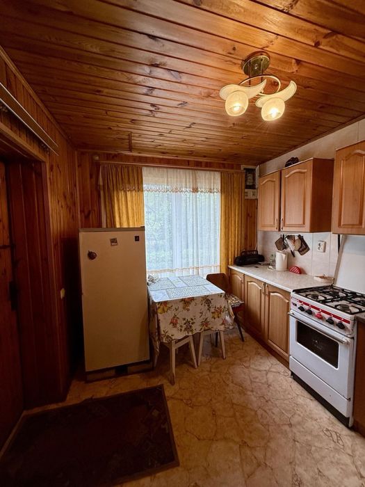 Дача біля лісу та озера в Шибеному. Газ, вода, санвузол 6,6 соток