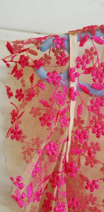 Blusa , rosa e creme, 40, ANA SOUSA

Cor : rosa e creme
Tamanho: 40