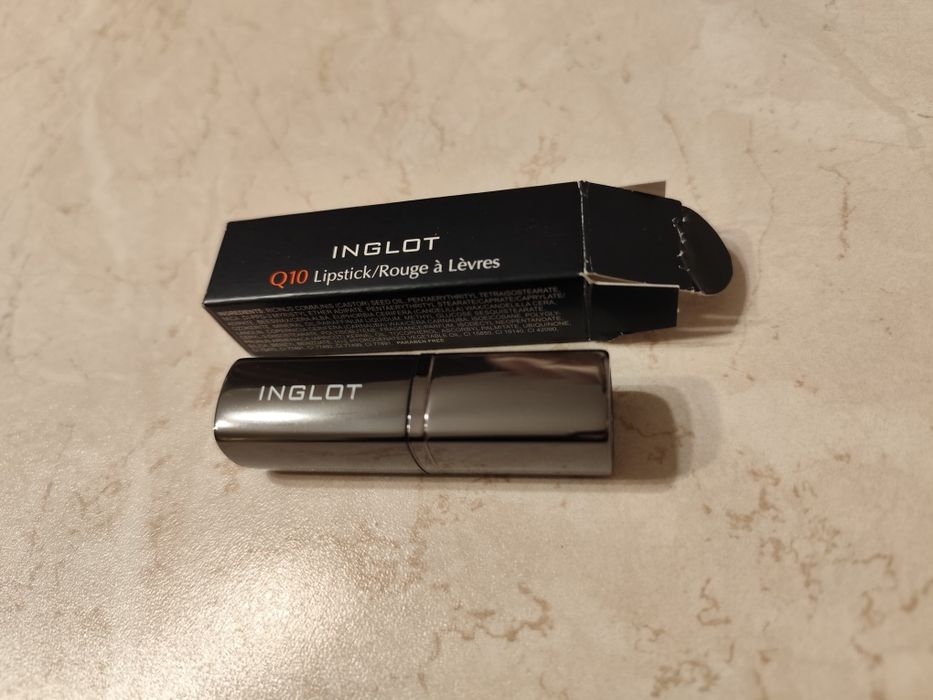 Pomadka do ust Q10, 33, Inglot