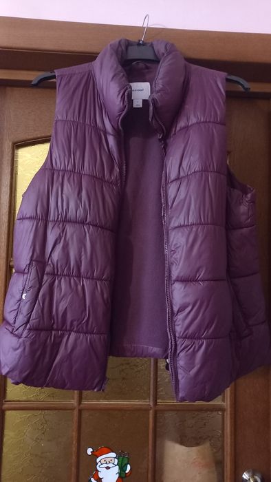 Продам жилет жилетку теплу