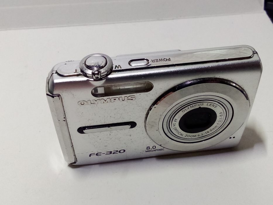 Фотоаппарат Olympus FE-320  SP-500 UZ