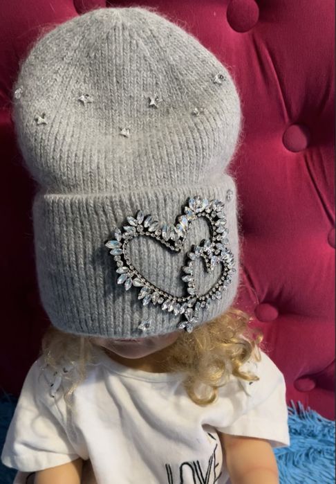 Шапка женская с кристалами