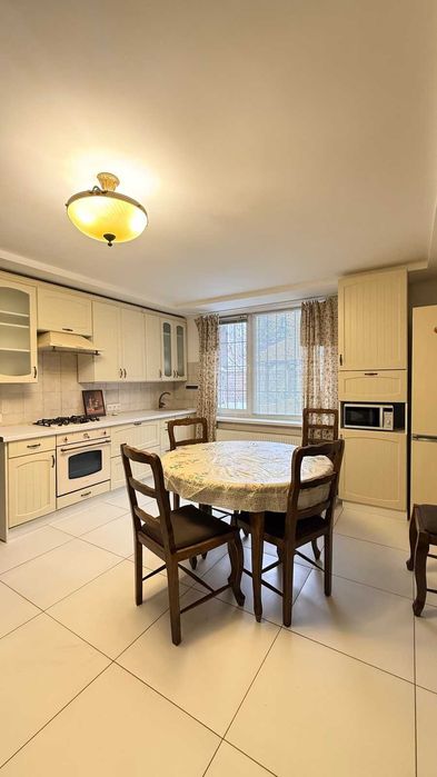 Продаж дуплексу в Ірпені. район Академії