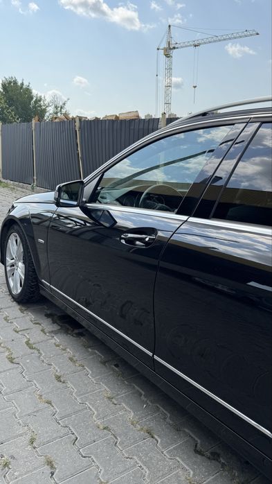 Mercedes-Benz C220 CDI Avangarde Universal 2.2 дизель  Автомат
