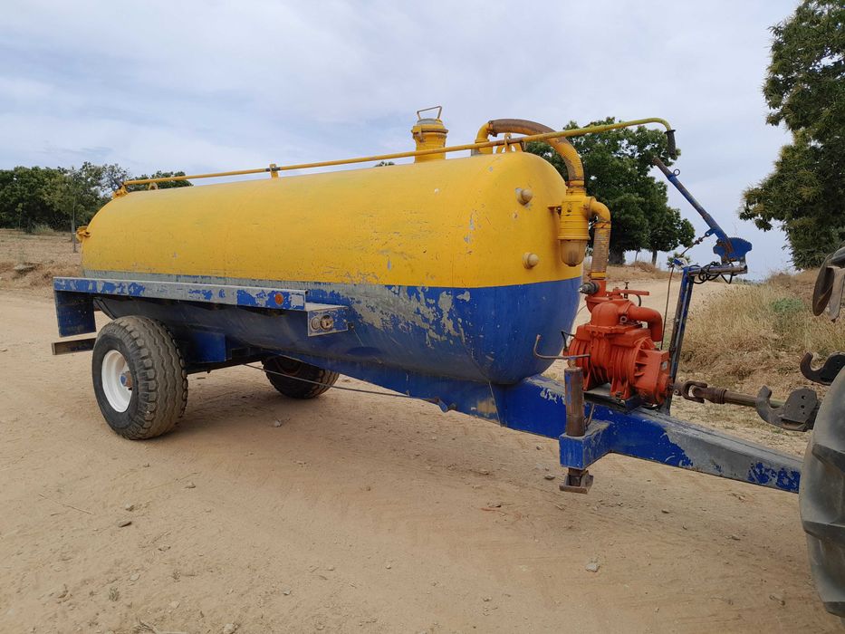 Cisternas de 3000L a 6000L