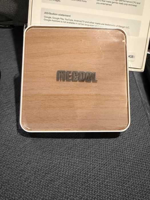 MECOOL KM6 DELUXE 4/64 Гб Android TV приставка з Google Assistant