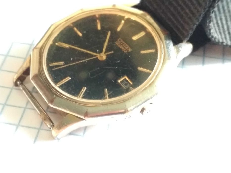 Продам часы Citizen электронные