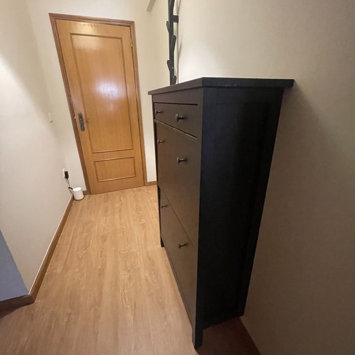 Sapateira IKEA USADA